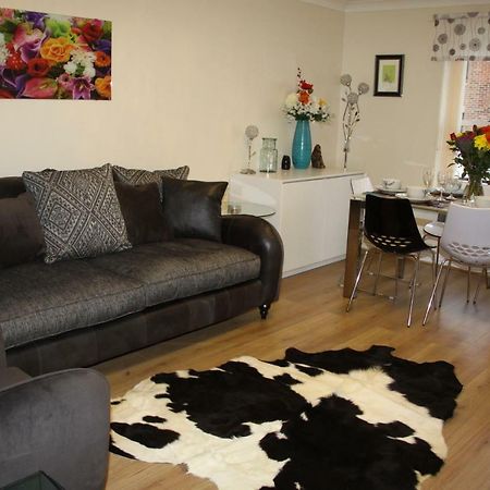 City Centre Apartment With Riverside Walks And Free Parking C20Si 요크 외부 사진